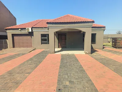 2 Bedroom House To Rent in Potchefstroom - img