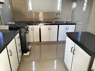 1.5 Bedroom Apartment To Rent in Durban - RPtO.webp