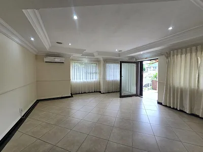 3 Bedroom House To Rent in Umhlanga - img