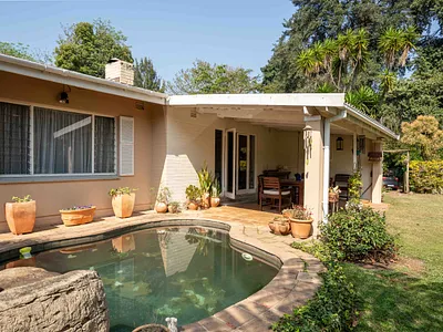 3 Bedroom House For Sale in Hillcrest - oEum.webp