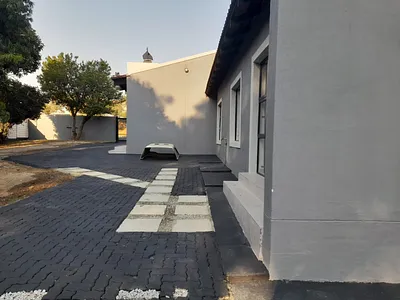 3 Bedroom House To Rent in Midrand - MnY2.webp
