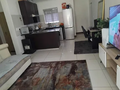 2 Bedroom Apartment To Rent in Midrand - FlMo.webp