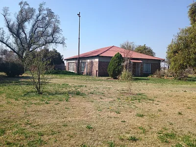 Farm For Sale in Vanderbijlpark - aZzZ.webp