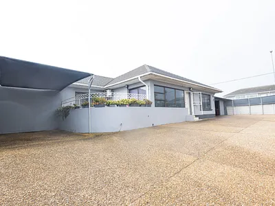 3 Bedroom House For Sale in Milnerton - 6RGI.webp