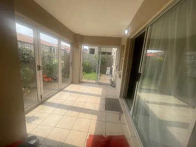2 Bedroom Apartment To Rent in Benoni - viAZ.webp