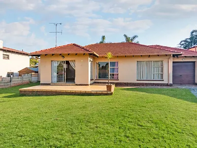 3 Bedroom House For Sale in Krugersdorp - jSAR.webp