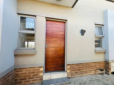 2 Bedroom Apartment For Sale in Witbank - img