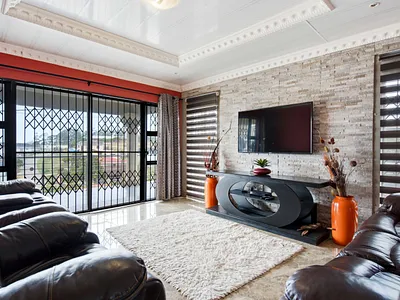 3 Bedroom House For Sale in Kingsburgh - tuD9.webp