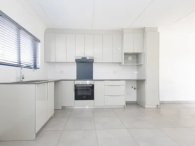 2 Bedroom Apartment To Rent in Durbanville - YOin.webp