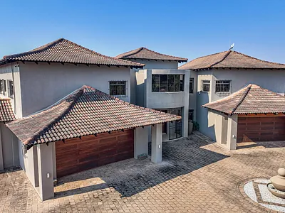 Farm For Sale in Nelspruit - KJQb.webp