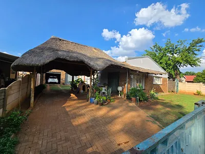 3 Bedroom House To Rent in Klerksdorp - WY4C.webp