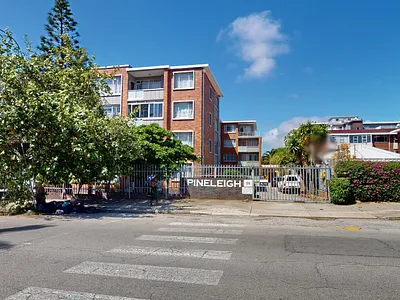 2 Bedroom Apartment For Sale in Port Elizabeth - y0Ym.webp