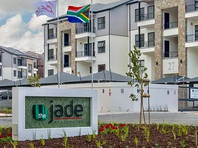 1 Bedroom Apartment To Rent in Somerset West - ODVR.webp
