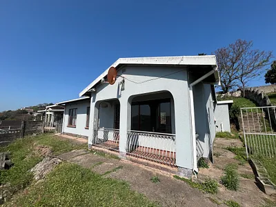 3 Bedroom House For Sale in Pinetown - Aoap.webp