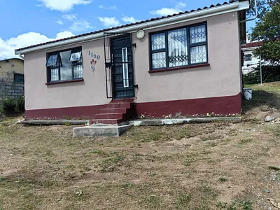 2 Bedroom House For Sale in East London - 1qK6.webp
