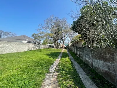 3 Bedroom House For Sale in East London - img