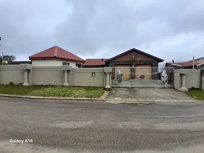4 Bedroom House For Sale in Piet Retief - img