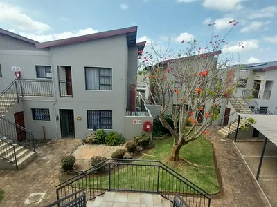 1 Bedroom Apartment For Sale in Hartbeespoort - PVOq.webp