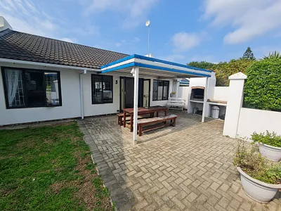 2 Bedroom Townhouse For Sale in Jeffreys Bay - V6Qi.webp