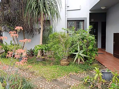 2 Bedroom Apartment For Sale in Ballito - sXpu.webp