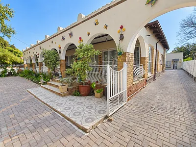 3 Bedroom House For Sale in Pretoria - bko0.webp