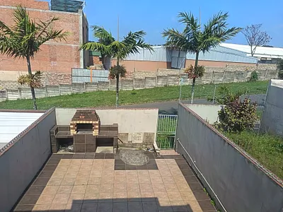 3 Bedroom Apartment To Rent in Durban - AO0v.webp