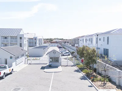 1 Bedroom Apartment For Sale in Kuils River - FpQg.webp