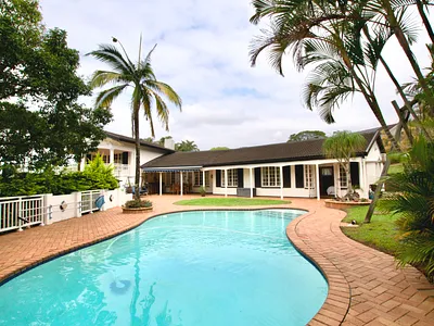 5 Bedroom House For Sale in Pinetown - AQjy.webp