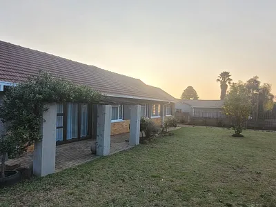 3 Bedroom House For Sale in Middelburg - Jk4p.webp
