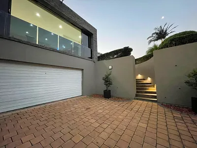 4 Bedroom House For Sale in Ballito - CeuY.webp