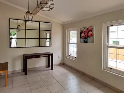 2 Bedroom Apartment To Rent in Durban North - Dp1e.webp