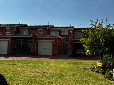 2 Bedroom Apartment For Sale in Benoni - grZj.webp