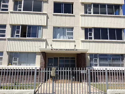 1 Bedroom Apartment To Rent in Port Elizabeth - tbiA.webp