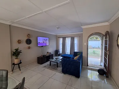 3 Bedroom House To Rent in Vanderbijlpark - img