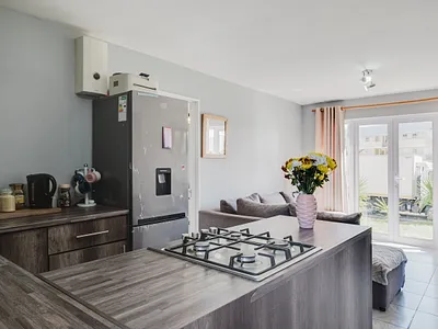 1 Bedroom Townhouse For Sale in Noordhoek - odHu.webp