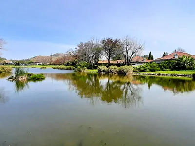 4 Bedroom House For Sale in Hartbeespoort - img