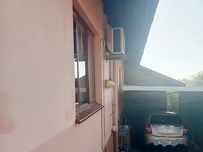 1 Bedroom Apartment To Rent in Chatsworth - yXa3.webp