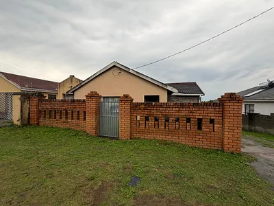 3 Bedroom House For Sale in East London - GldC.webp