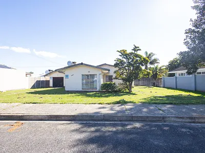 3 Bedroom House For Sale in Bellville - 05tc.webp