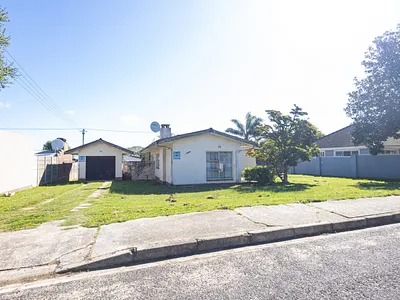 3 Bedroom House For Sale in Bellville - hfcm.webp