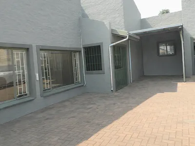 2 Bedroom House To Rent in Roodepoort - QRdV.webp