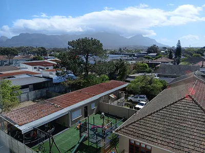 1 Bedroom Apartment To Rent in Cape Town - p2D1.webp