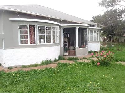 3 Bedroom House For Sale in Despatch - img
