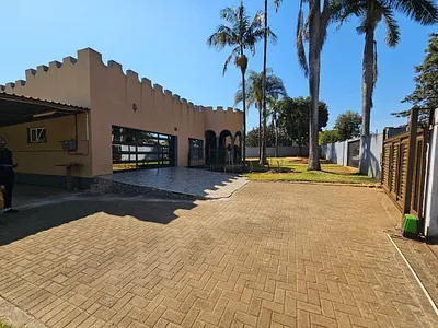 4 Bedroom House For Sale in Louis Trichardt - fVj4.webp