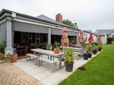 1 Bedroom Apartment For Sale in Kloof - cOX9.webp