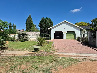 3 Bedroom House For Sale in Vredefort - img
