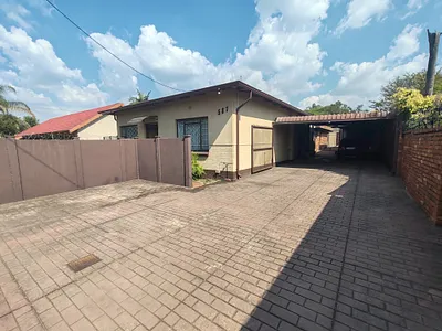 5 Bedroom House For Sale in Pretoria - S6ll.webp