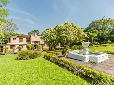5 Bedroom House For Sale in Durban - img