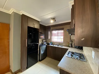 2 Bedroom Apartment For Sale in Pretoria - dKS6.webp