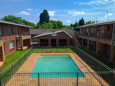 2 Bedroom Apartment For Sale in Potchefstroom - siPu.webp
